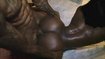 Ebony hardcore doggy style creampie closeup